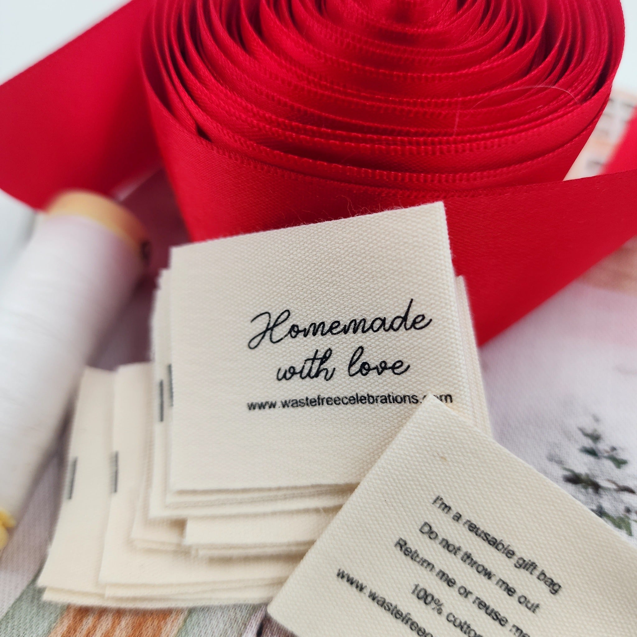 Christmas Cottages (SYO Reusable Gift Bag Set)