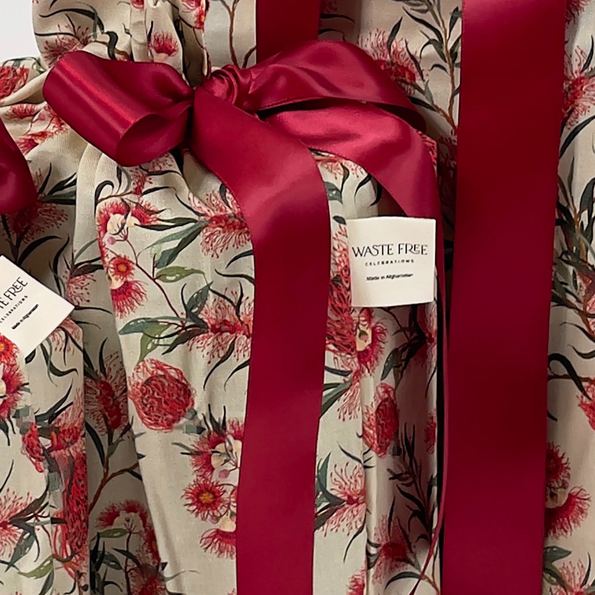 Desert Flower (Reusable Gift Bag Set) Set of 5