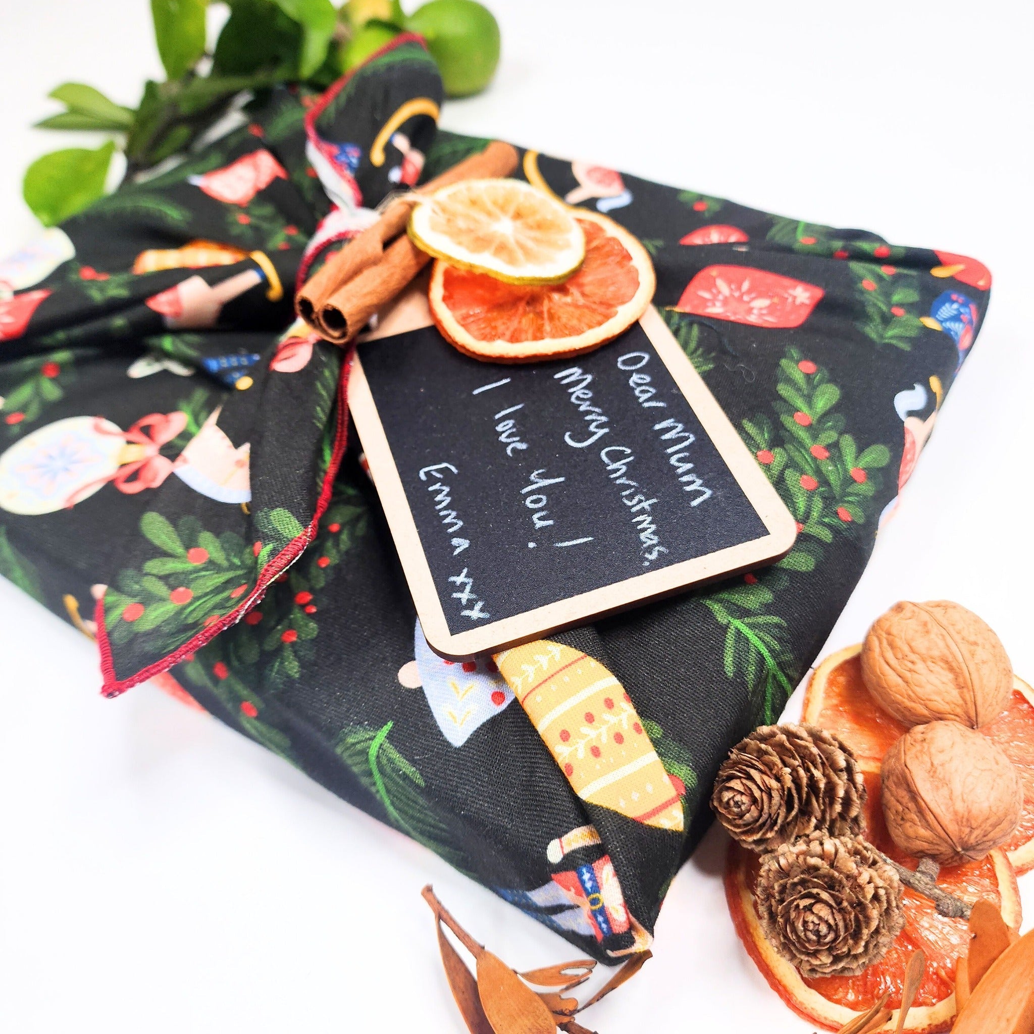 Folk Julepynt - Furoshiki Gift Wrap