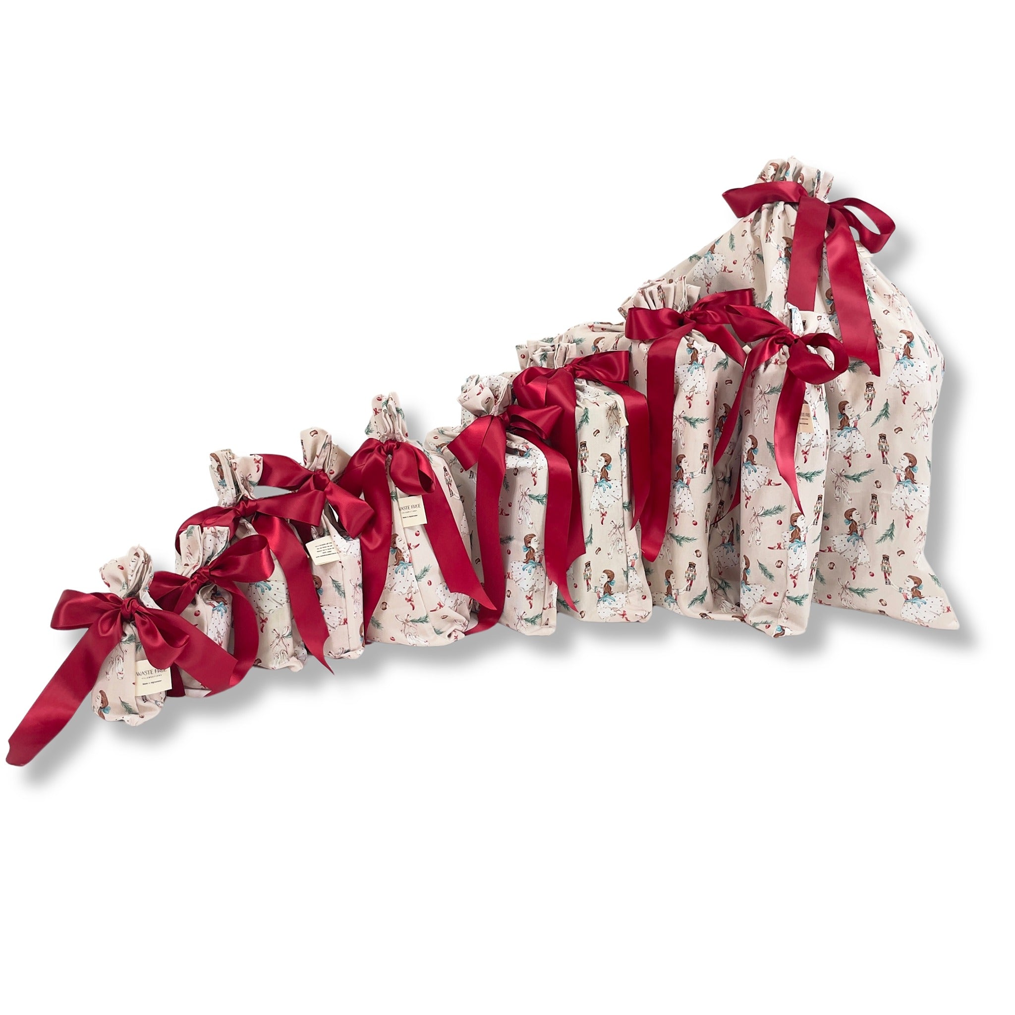 Nutcracker Clara Tanzt (SYO Reusable Gift Bag Set)