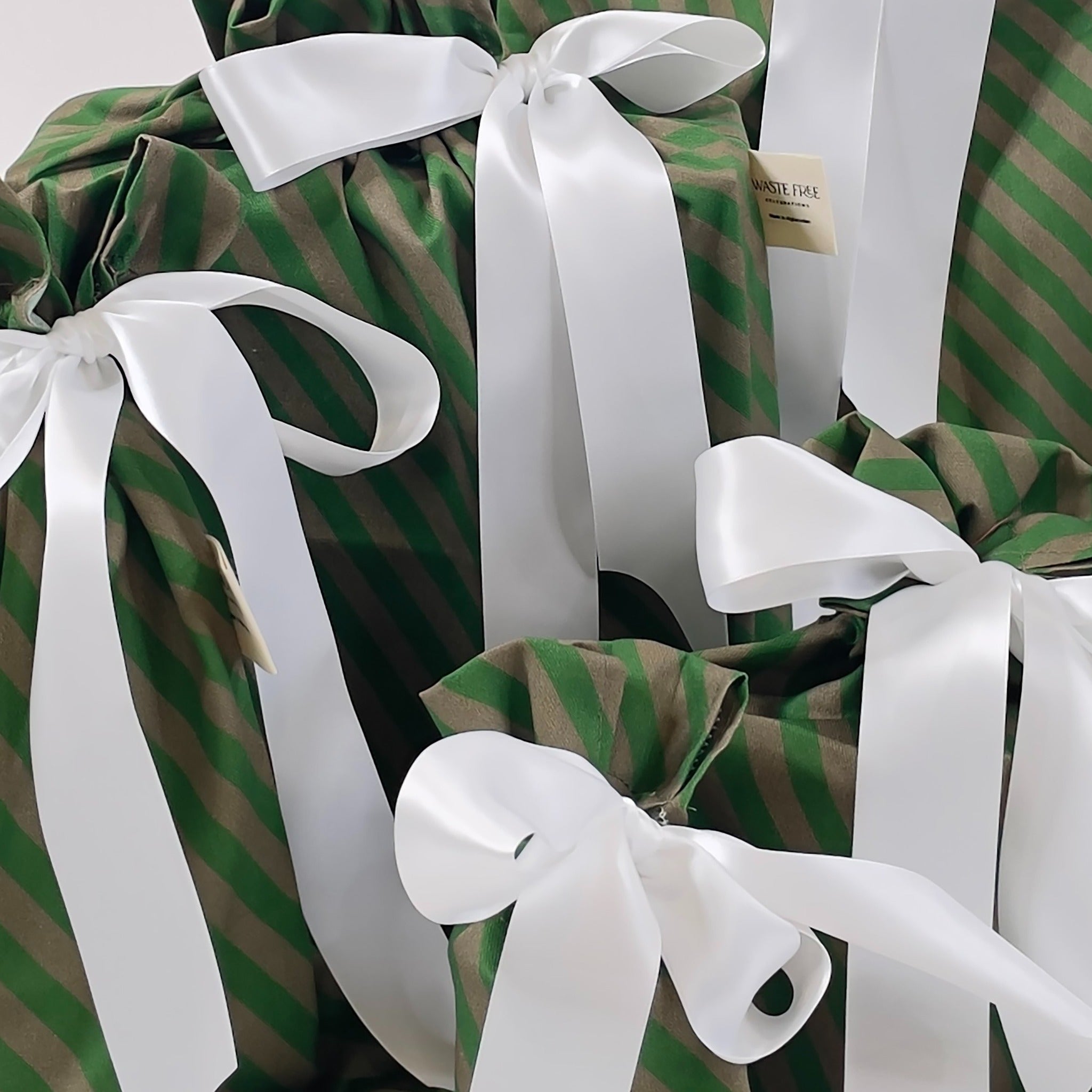 Pooches Stripey (Reusable Gift Bag Set) Set of 5