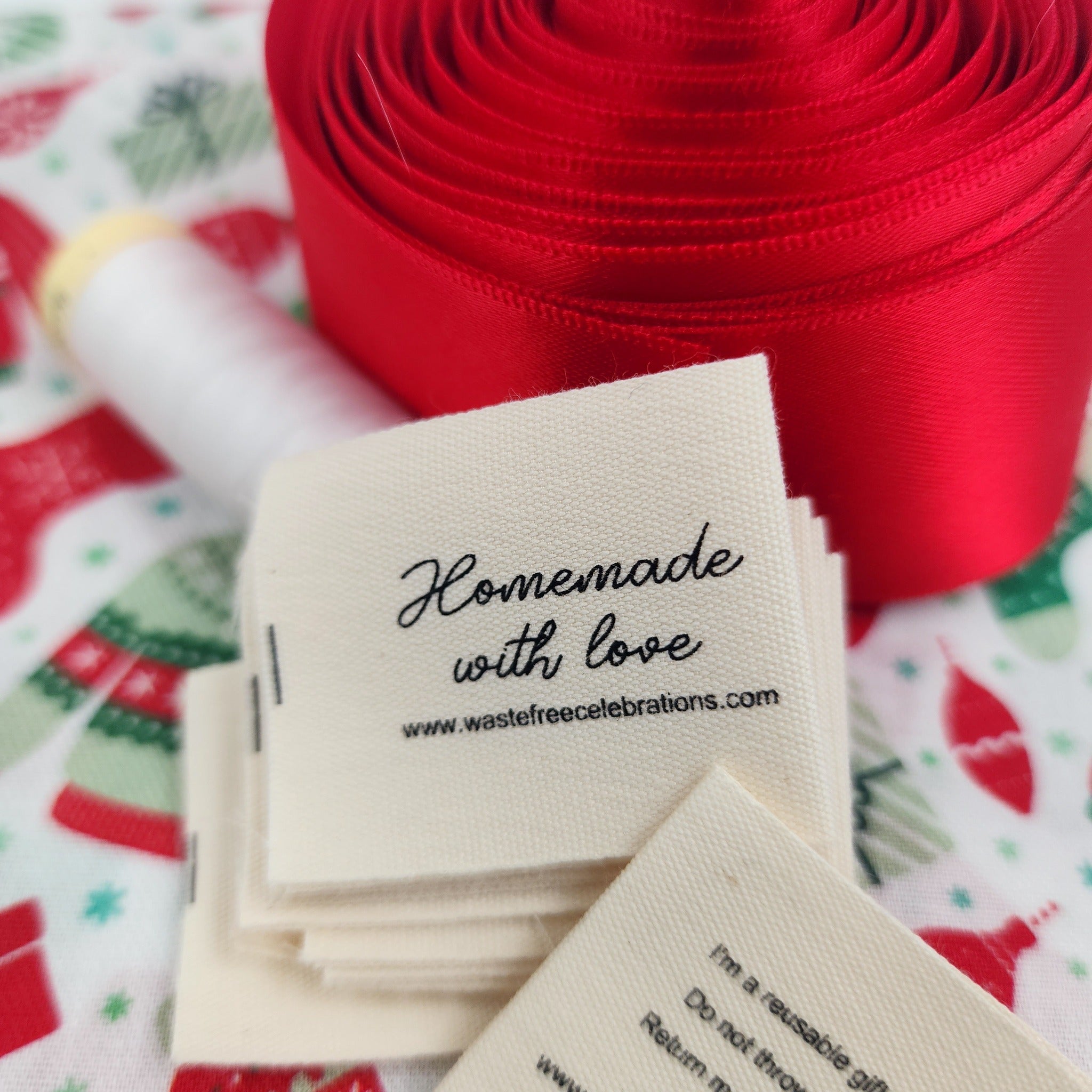 Lusekofte (SYO Reusable Gift Bag Set)